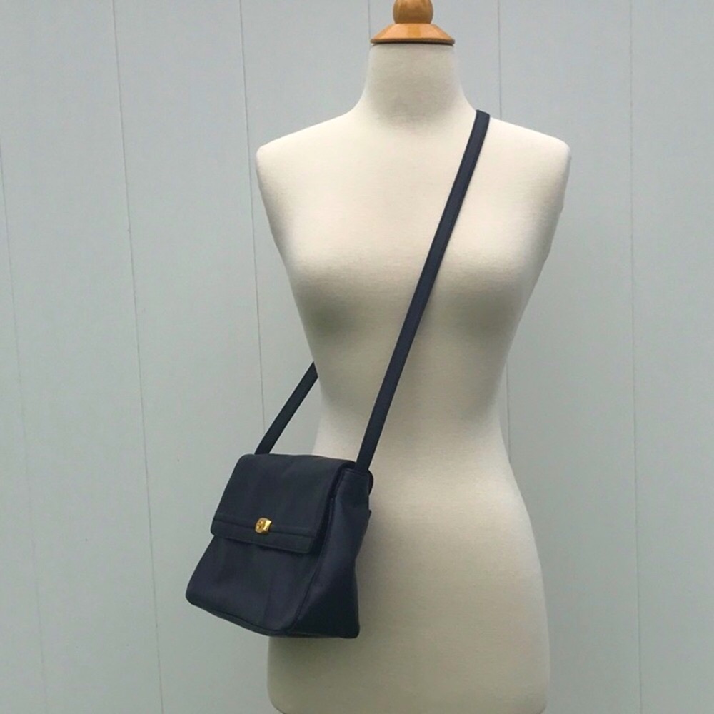 Vintage Etienne Aigner Leather Navy Blue Shoulder Bag with Gold Accents - Picture 7 of 16